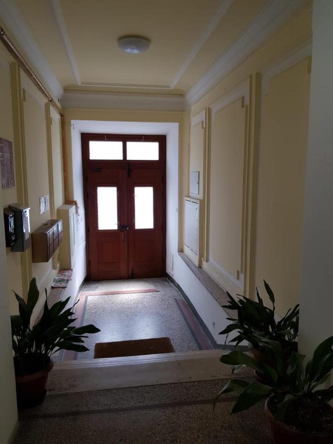 Marina Center Apartment