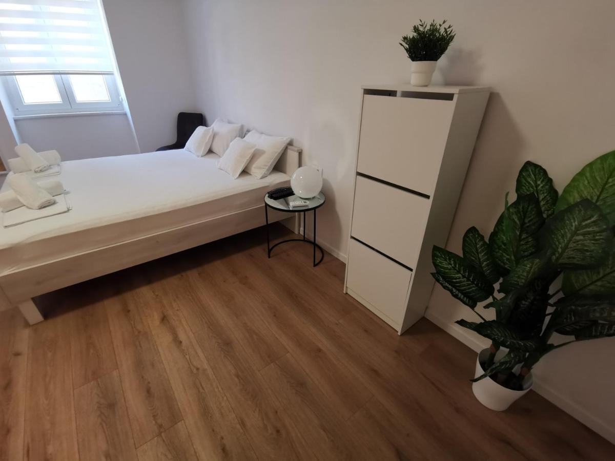 Marina Center Apartment