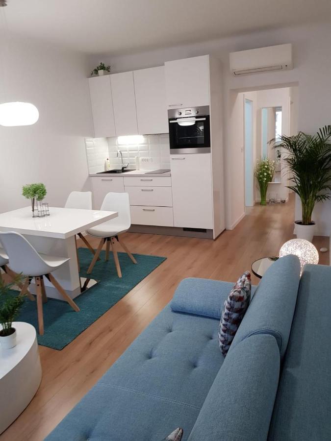 Apartment Marina Center *