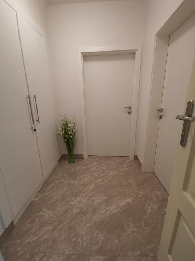 Apartment Marina Center *